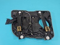 Podnośnik przód prawy Jeep Grand Cherokee IV WK2 Producent części: JEEP 931400-102. 5d HB