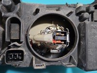 Reflektor prawy lampa przód Mazda 626 EUROPA
