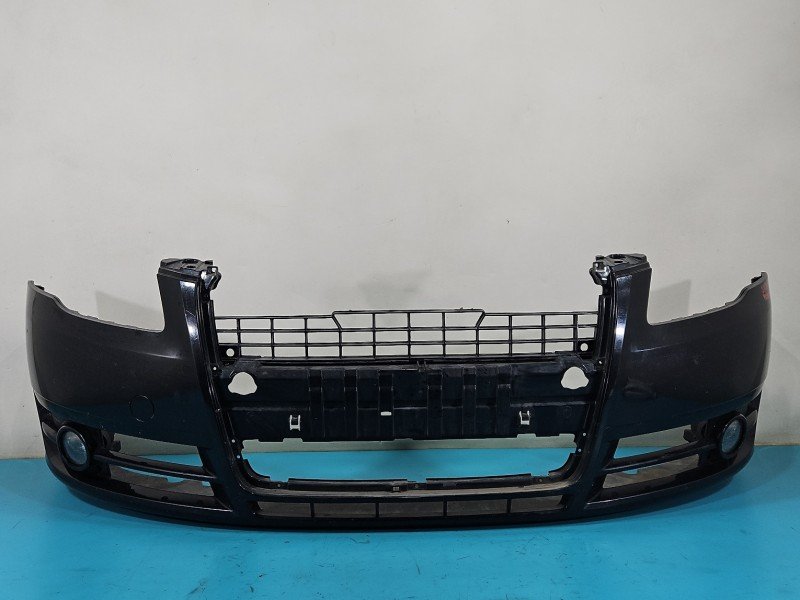 Zderzak przód Audi A4 B7 czarny LZ9Y