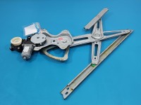 Podnośnik przód lewy SZYBY WINDA 85720-0D360, 85702-02020 Toyota Yaris III Waga produktu z opakowaniem jednostkowym: 3 kg,...