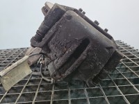 Zacisk przód lewy Ford Mondeo Mk3 2.0 tdci