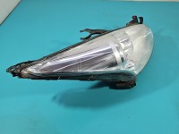 Reflektor prawy lampa przód Peugeot 5008 EUROPA