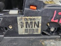 Zamek tył lewy 13579545 Opel Mokka A