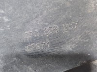 Nadkole przód lewe Seat Toledo III 5P0809957