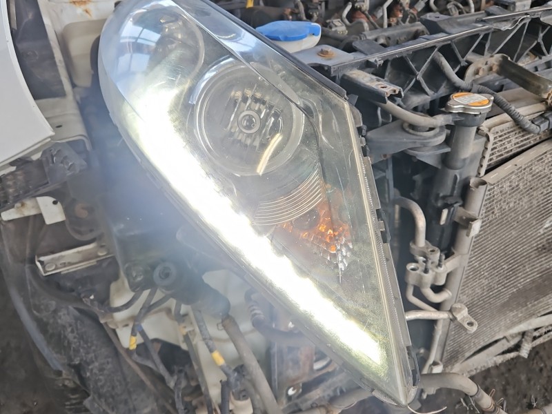 Reflektor prawy lampa przód Kia Sportage III 10-15 EUROPA