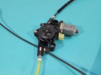 Podnośnik przód prawy SZYBY WINDA Audi A4 B9 Producent części: Audi, 2 PIN 8W0837462 4d sedan