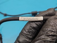 Rura przewód Mercedes, spryskiwaczy z maski MERCEDES W176 A1768600092 1.5 CDI