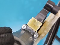 Podnośnik przód prawy SZYBY WINDA AUDI Q7 II 4M Europejska, 2pin 5d HB 4M0837462A, 8W0959801