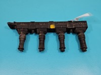 Cewka zapłonowa Opel Agila A I 0221503015 1.2 16V Producent części: OPEL, Europejska, Uszkodzone fajki świec (gumki)