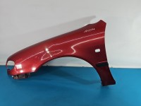 Błotnik przód lewy Toyota Corolla E11 bordowy 3N8