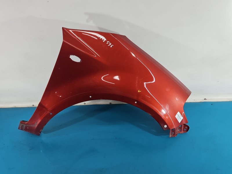 Błotnik przód prawy Suzuki Sx4 I 06- ZFM C14