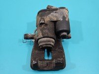 Zacisk tył prawy Vw Passat B6 2.0 FSI kombi Zacisk tył prawy Vw Passat B6 2.0 FSI kombi