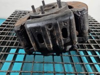 Zacisk przód prawy Mitsubishi Outlander I 2.0 16V