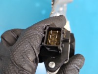 Podnośnik przód lewy SZYBY WINDA Opel Vectra C 0130822011 4d sedan