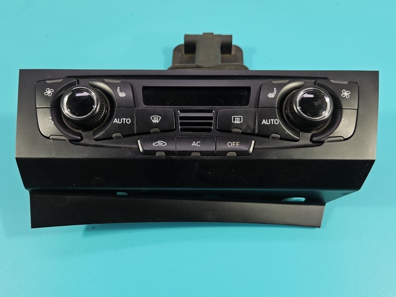 Konsola panel nawiewu Audi A5 8T 8T1820043AQ