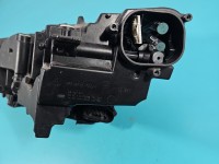 Reflektor prawy lampa przód Audi A4 B9 EUROPA