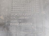 Dywaniki komplet Toyota Corolla E16 E18 13-