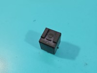 Przekaźnik SUZUKI JIMNY III 166500-0390