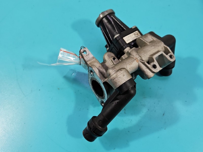 Zawór egr G4D3-9L475-AD Jaguar F-Pace 16- 2.0d 704924130