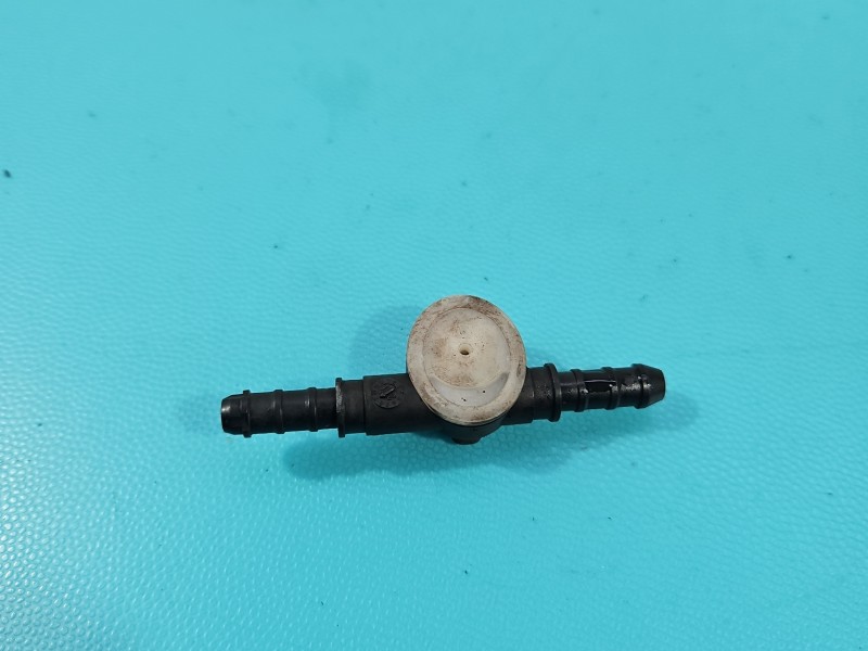 Spryskiwacz maski Mercedes CLA C118 X118