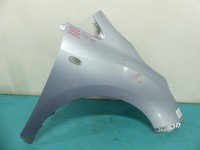 Błotnik przód prawy Toyota Verso 09- błękitny 8S1