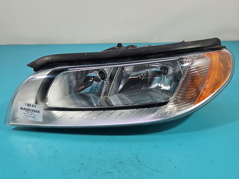 Reflektor lewy lampa przód VOLVO V70 III EUROPA 31214351