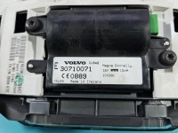 Licznik Volvo V50 S40 II 2.4 20V B5244S 30710071, 8697035, 30728642 EUROPA