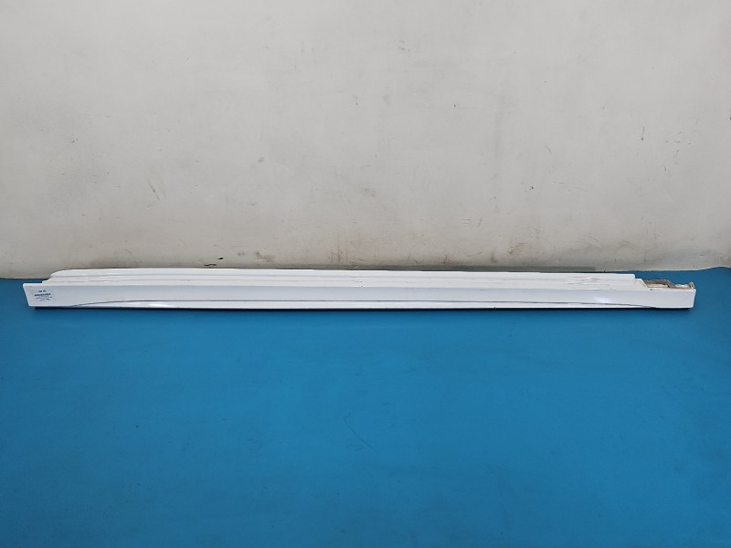 Listwa progowa prawa PRÓG NAKŁADKA Mercedes CLA C118 X118 A1186909200, A1186909400, A1186909600