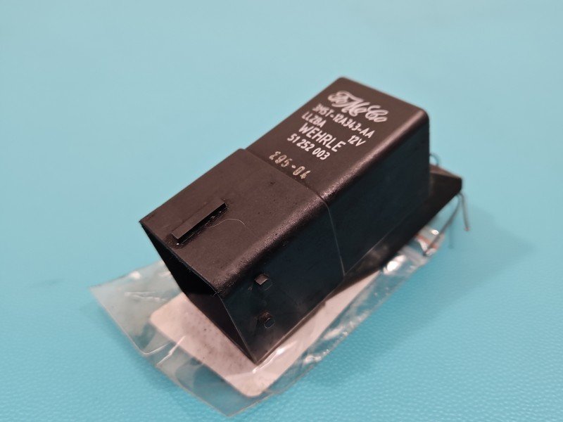 Przekaźnik świec żarowych Ford Focus Mk2 51252003