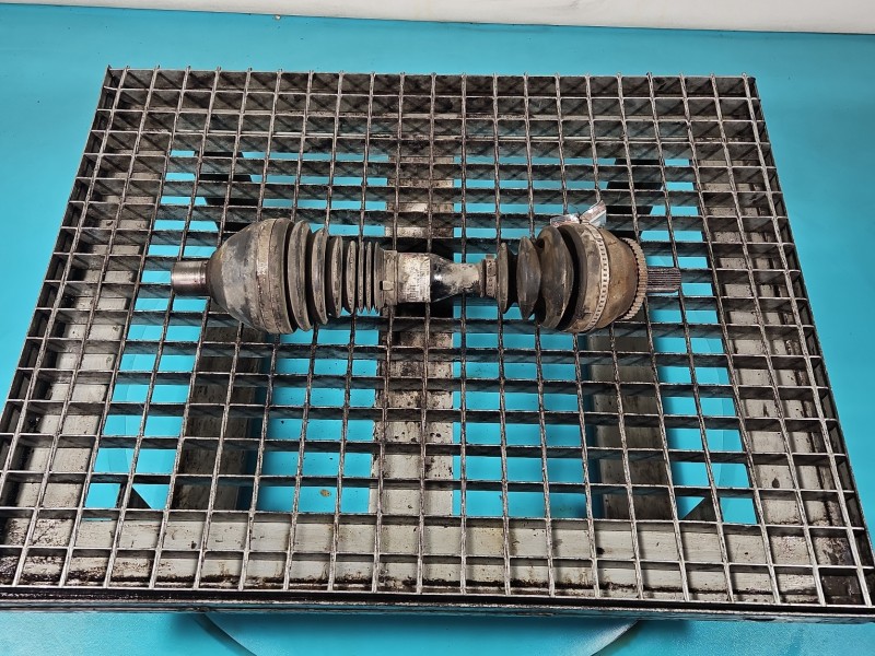 Półoś przód lewa Volvo XC90 I 02- 2.9 T6 automat