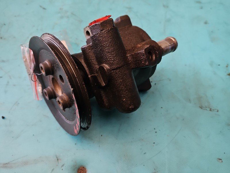 Pompa wspomagania Vw Polo III 6N 1H0422155E 1.9 sdi Pompa wspomagania Vw Polo III 6N 1H0422155E 1.9 sdi