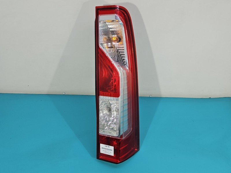 Lampa tył prawa Renault Master III 10-19 HB