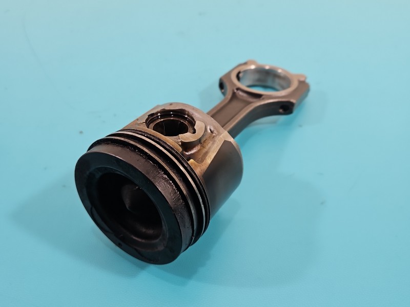 Tłok Hyundai I40 1.7 crdi 116KM