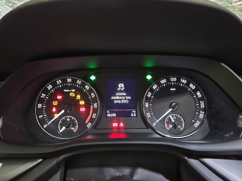 Licznik Skoda Octavia IV 2.0 tdi 5E3920741B EUROPA