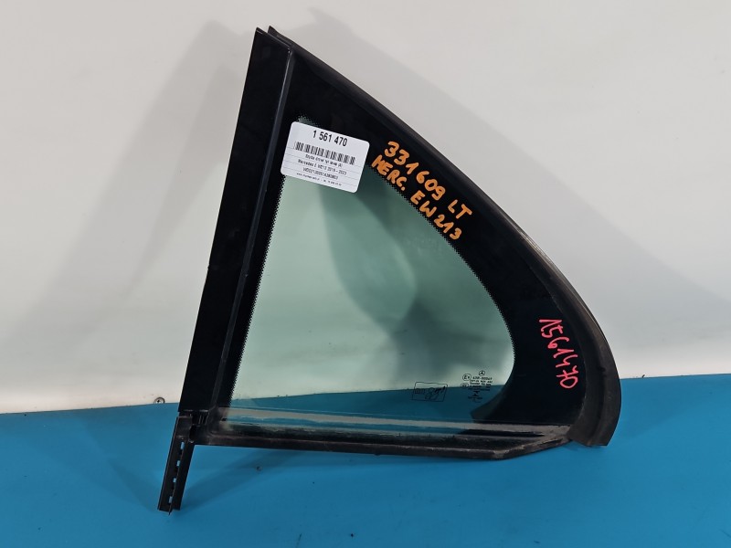 Szyba drzwi tył lewa Mercedes W213 sedan