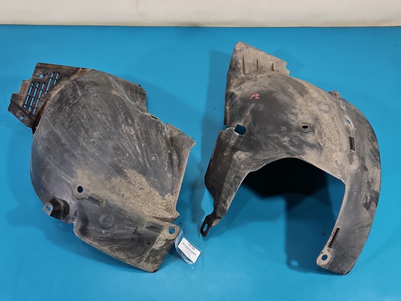 Nadkole przód lewe Renault Modus 8200213971
