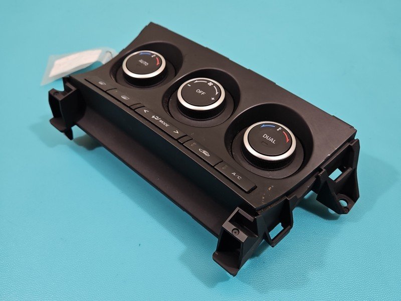 Konsola panel nawiewu MAZDA 3 II BL 08-13