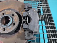 Zacisk przód prawy Volvo S90 II 16- 2.0 T