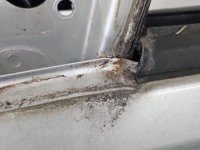 DRZWI PRZÓD LEWE KIEROWCY Suzuki Grand Vitara II 5d srebrny z2s. C02