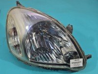 Reflektor prawy lampa przód Toyota Yaris I EUROPA