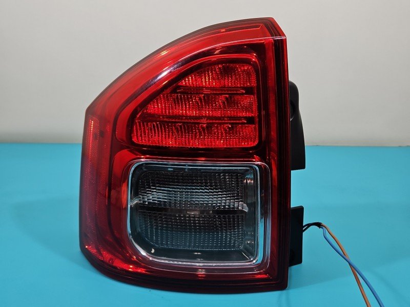 Lampa tył lewa Producent części: JEEP Jeep Compass I 06-16 HB
