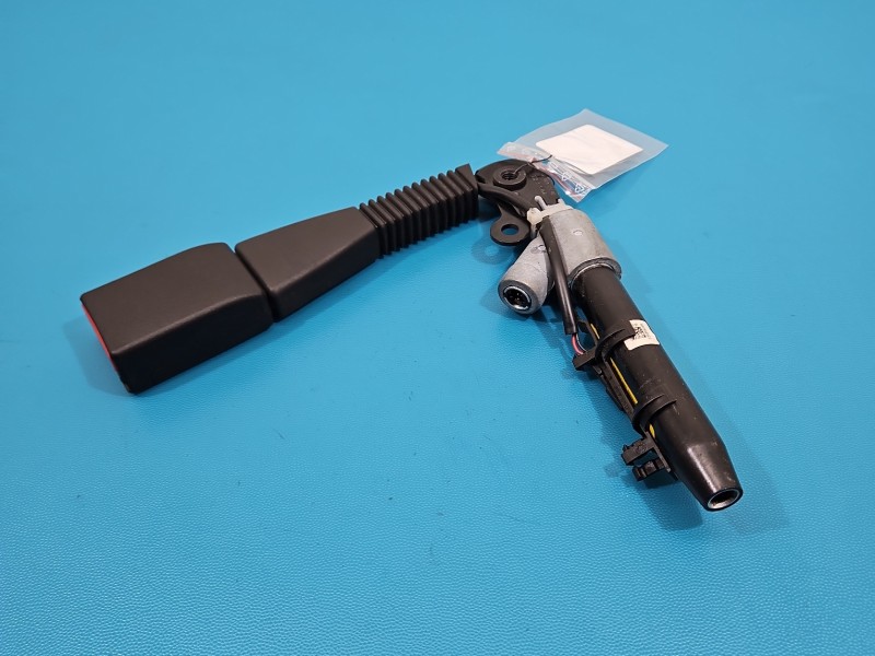 Pas bezpieczeństwa przód prawy pasażera BMW X6 E71 7295964