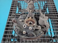 Zwrotnica lewa piasta przód 1.8 16V Toyota Corolla E21 19-