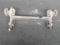 Tylna belka oś tył Ford Fiesta Mk7 1.6 16V