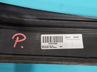 Listwa szyby czołowej prawa przedniej Renault Scenic III 768349558R