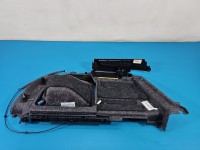 Tapicerka bagażnika prawa boczek Audi A4 B9 8W9863880A