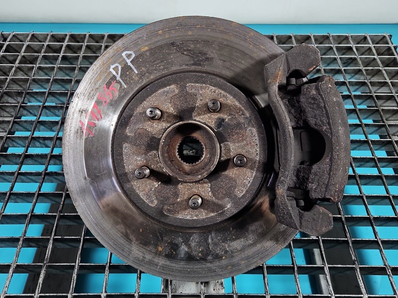 Zwrotnica prawa piasta przód 1.8 16V Ford Mondeo Mk3