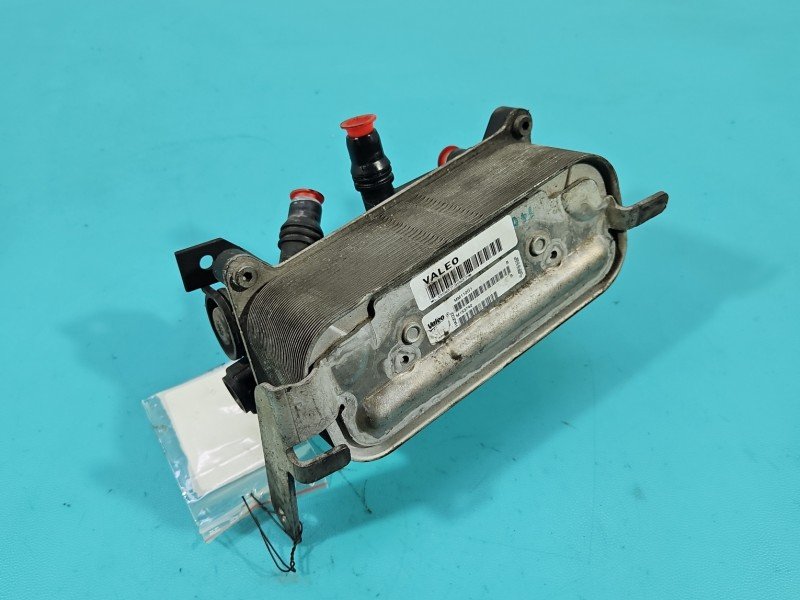 Chłodnica oleju Bmw f10 f11 7618777 2.0 T