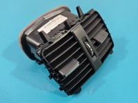 Kratka nawiewu INFINITI QX30 H15 16-19 A2468300502 EUROPA