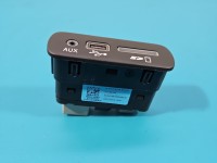 Gniazdo USB Maserati Ghibli III 13- 68332335AB, 3332533603, 33325336